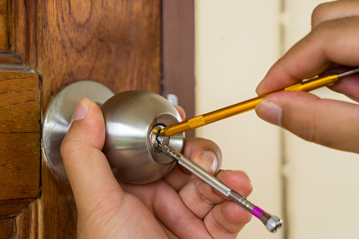 emergency 24 hour locksmith
