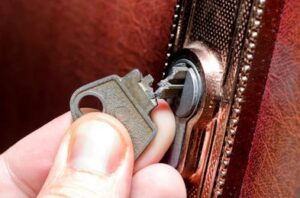 Broken key extracted on a Knightsbridge home SW7