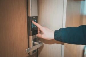 Smart lock installation on a home in Chelsea and Belgravia